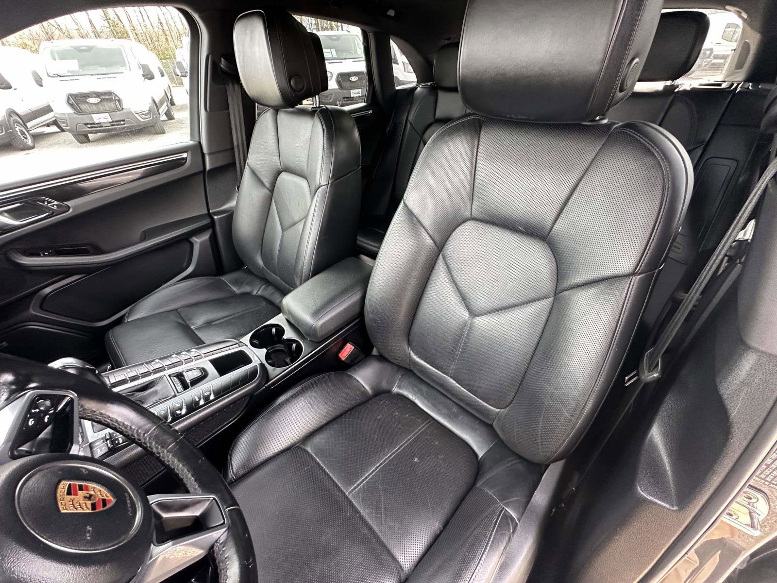 2018 Porsche Macan Base