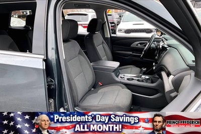 2020 Chevrolet Traverse LT Cloth