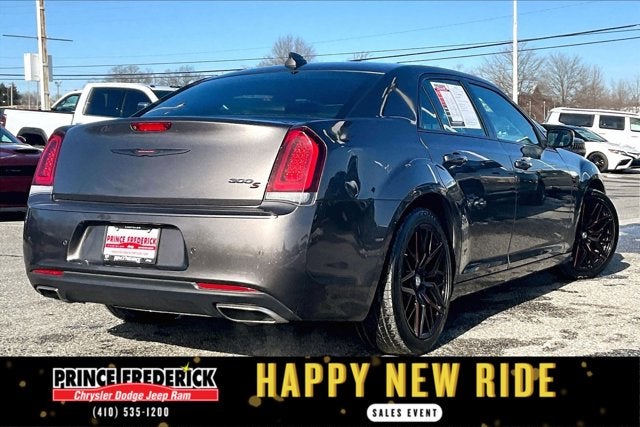 2022 Chrysler 300 300S