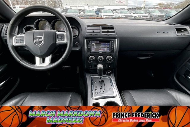 2014 Dodge Challenger SXT Plus