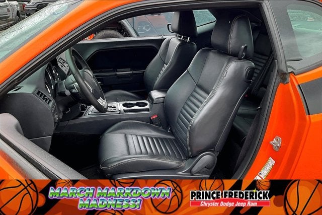 2014 Dodge Challenger SXT Plus