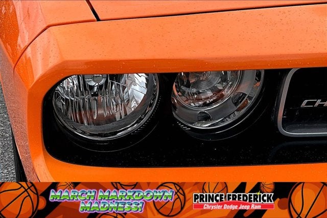 2014 Dodge Challenger SXT Plus