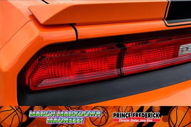 2014 Dodge Challenger SXT Plus