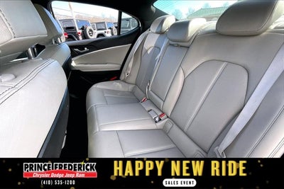 2023 Genesis G70 2.0T