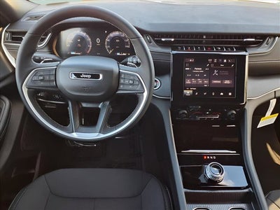 2025 Jeep Grand Cherokee Laredo X