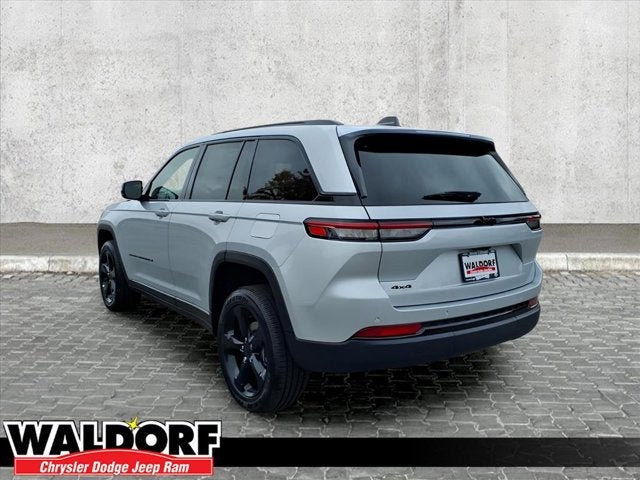 2025 Jeep Grand Cherokee LAR