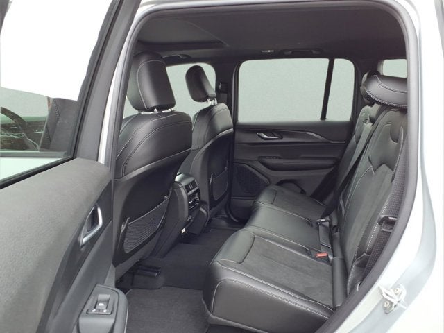 2025 Jeep Grand Cherokee LAR