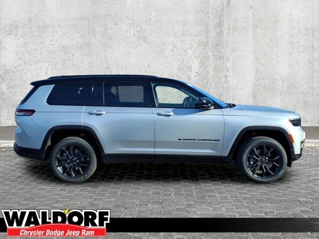 2025 Jeep Grand Cherokee LAR