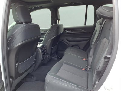 2025 Jeep Grand Cherokee LAR