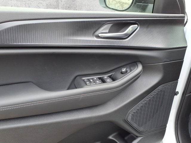 2025 Jeep Grand Cherokee LAR