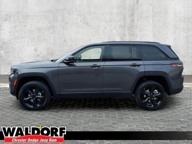 2025 Jeep Grand Cherokee LAR