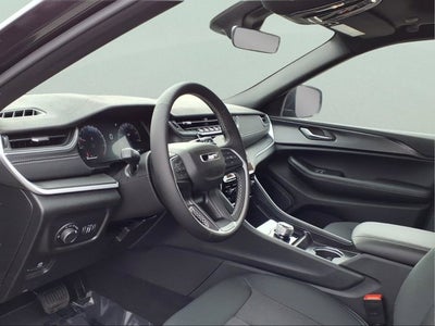 2025 Jeep Grand Cherokee LAR