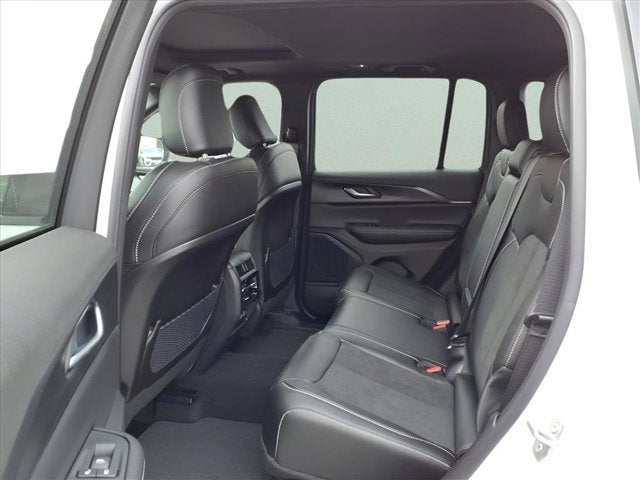 2025 Jeep Grand Cherokee LAR