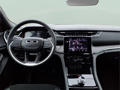 2025 Jeep Grand Cherokee LAR