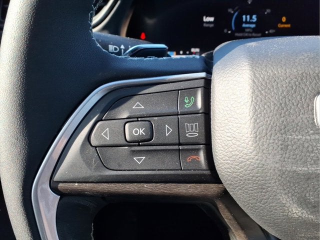 2026 Jeep Grand Cherokee Laredo Altitude