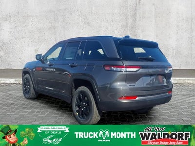 2026 Jeep Grand Cherokee Laredo Altitude