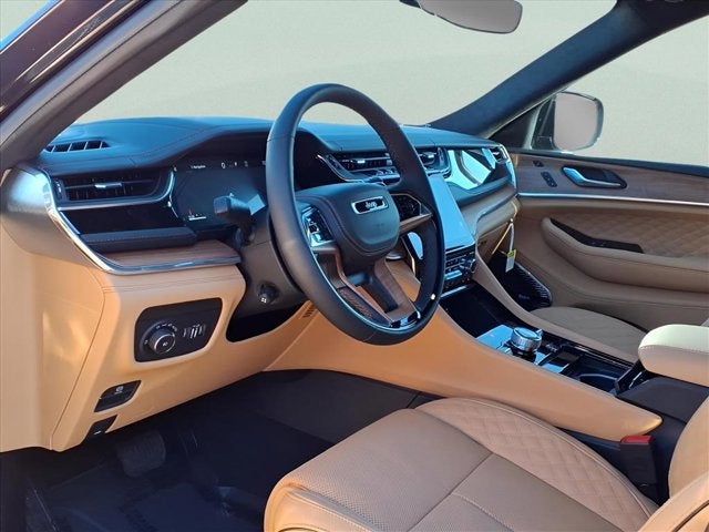 2025 Jeep Grand Cherokee Summit Reserve