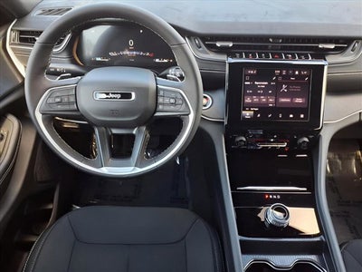 2025 Jeep Grand Cherokee Laredo X