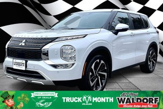 2023 Mitsubishi Outlander SE