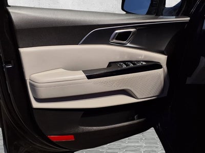 2023 Kia Carnival MPV LX