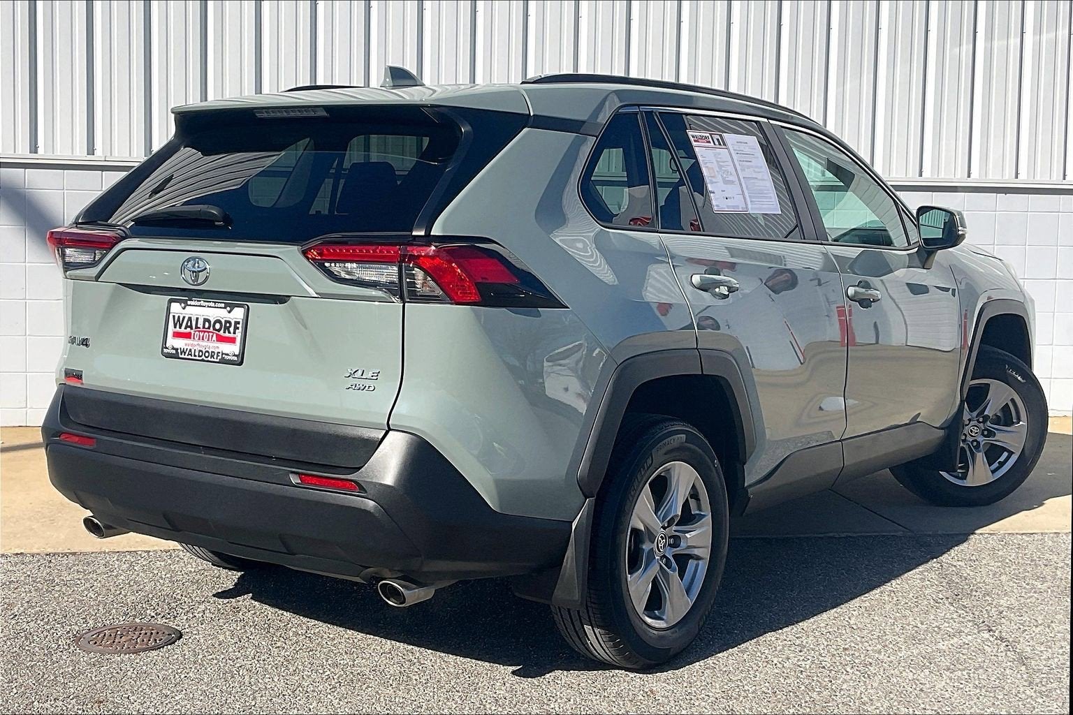 2022 Toyota RAV4 XLE