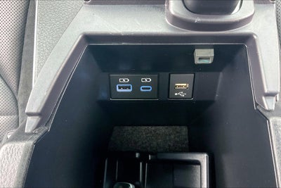 2022 Toyota Avalon Hybrid XSE Nightshade