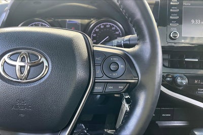 2022 Toyota Camry SE