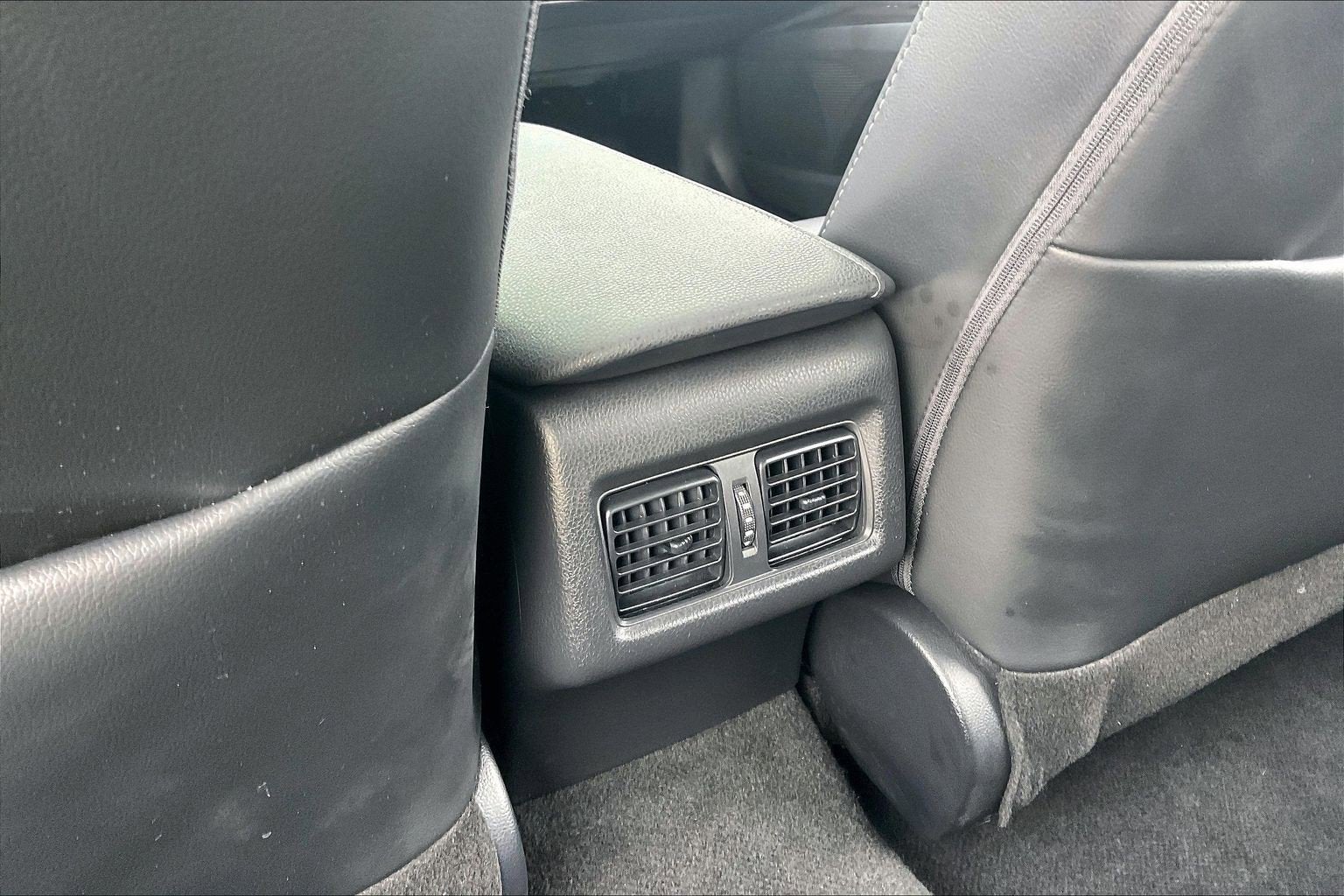 2024 Toyota Camry Hybrid XSE