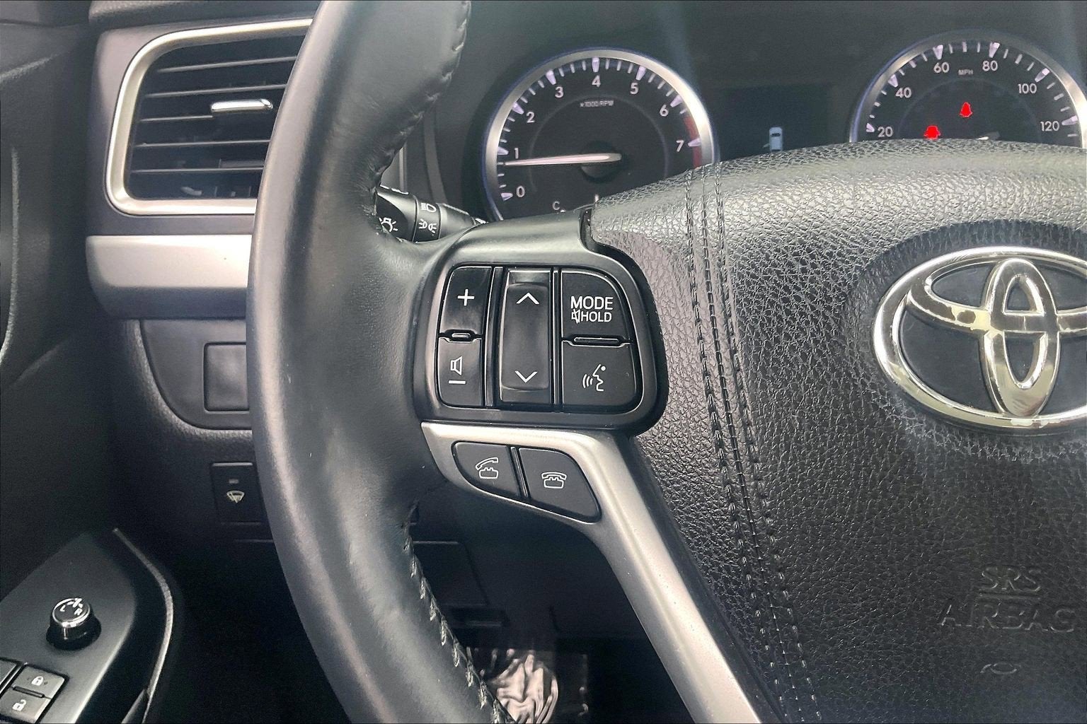 2016 Toyota Highlander LE Plus