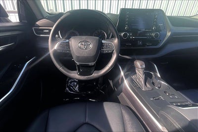 2021 Toyota Highlander Hybrid XLE
