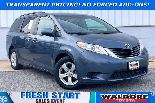 2017 Toyota Sienna LE