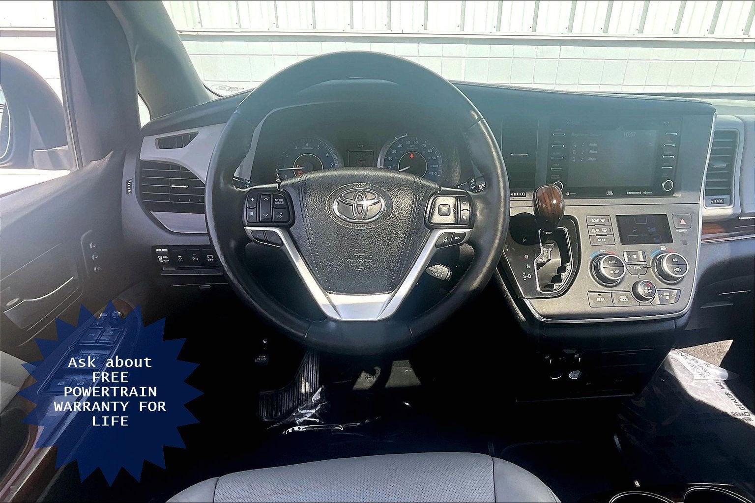 2019 Toyota Sienna Limited Premium