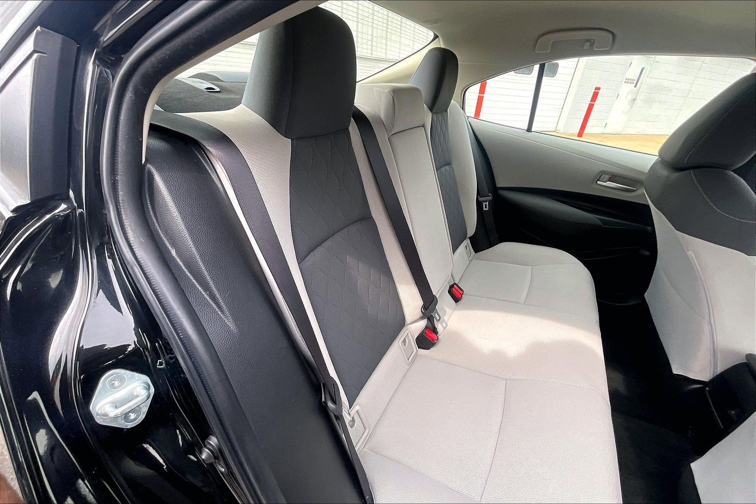 2020 Toyota Corolla Hybrid LE