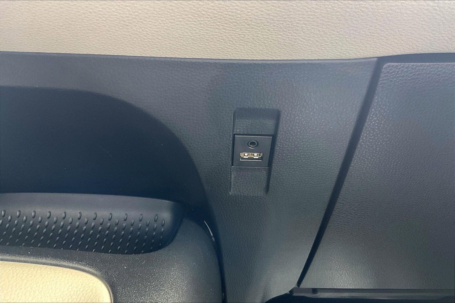 2020 Toyota Corolla Hybrid LE