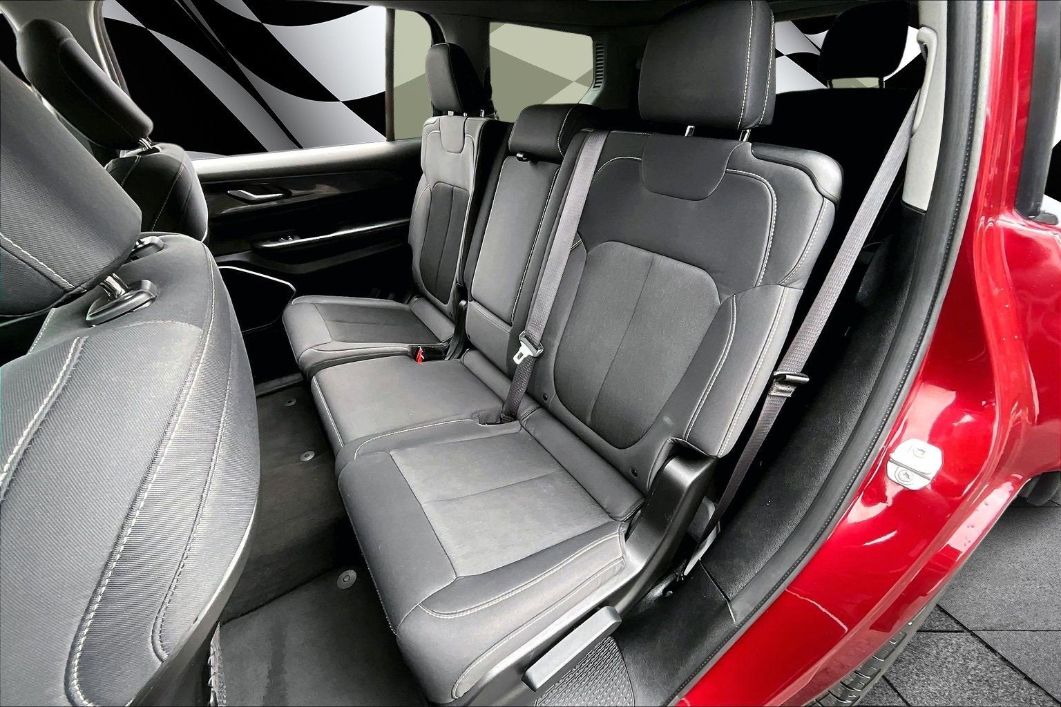 2021 Jeep Grand Cherokee L Laredo