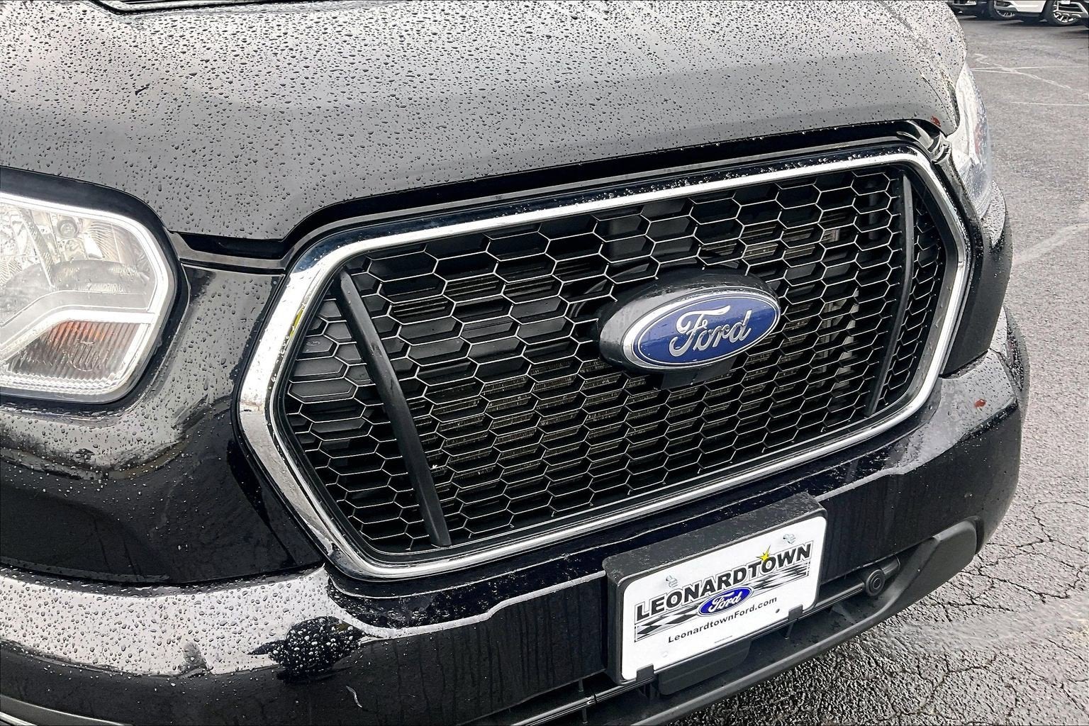 2022 Ford Transit Passenger Wagon XLT