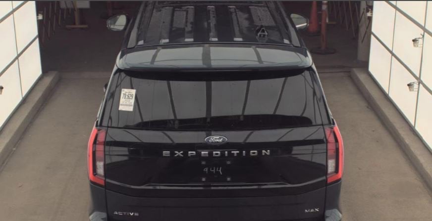 2025 Ford Expedition Max LUXURY PACKAGE