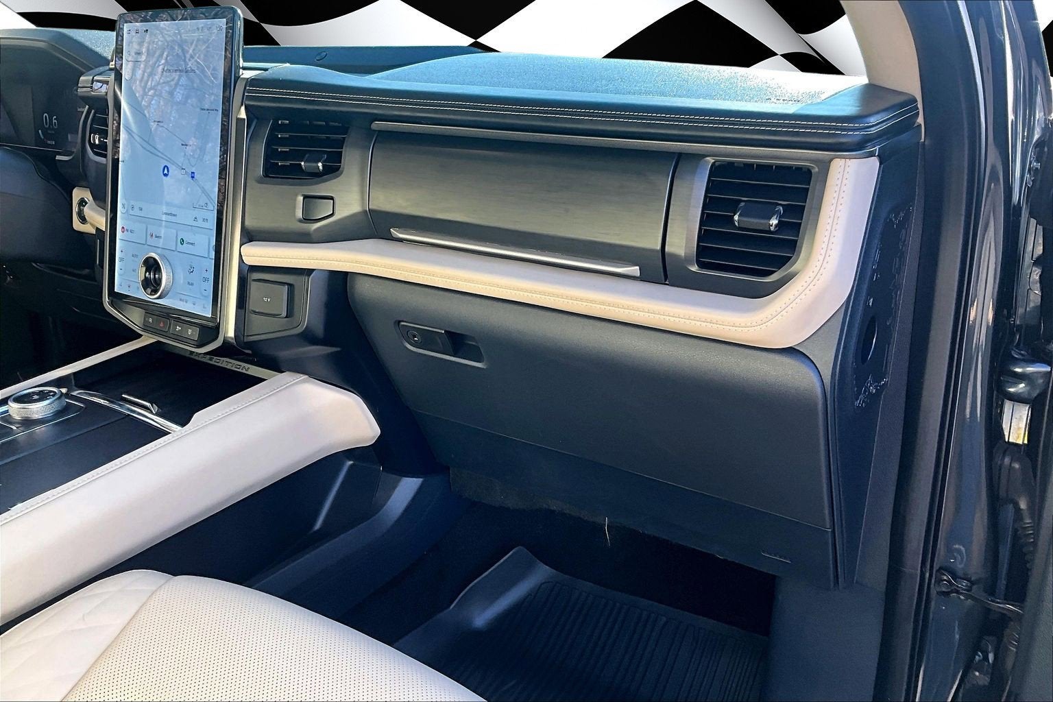 2022 Ford Expedition Max Platinum