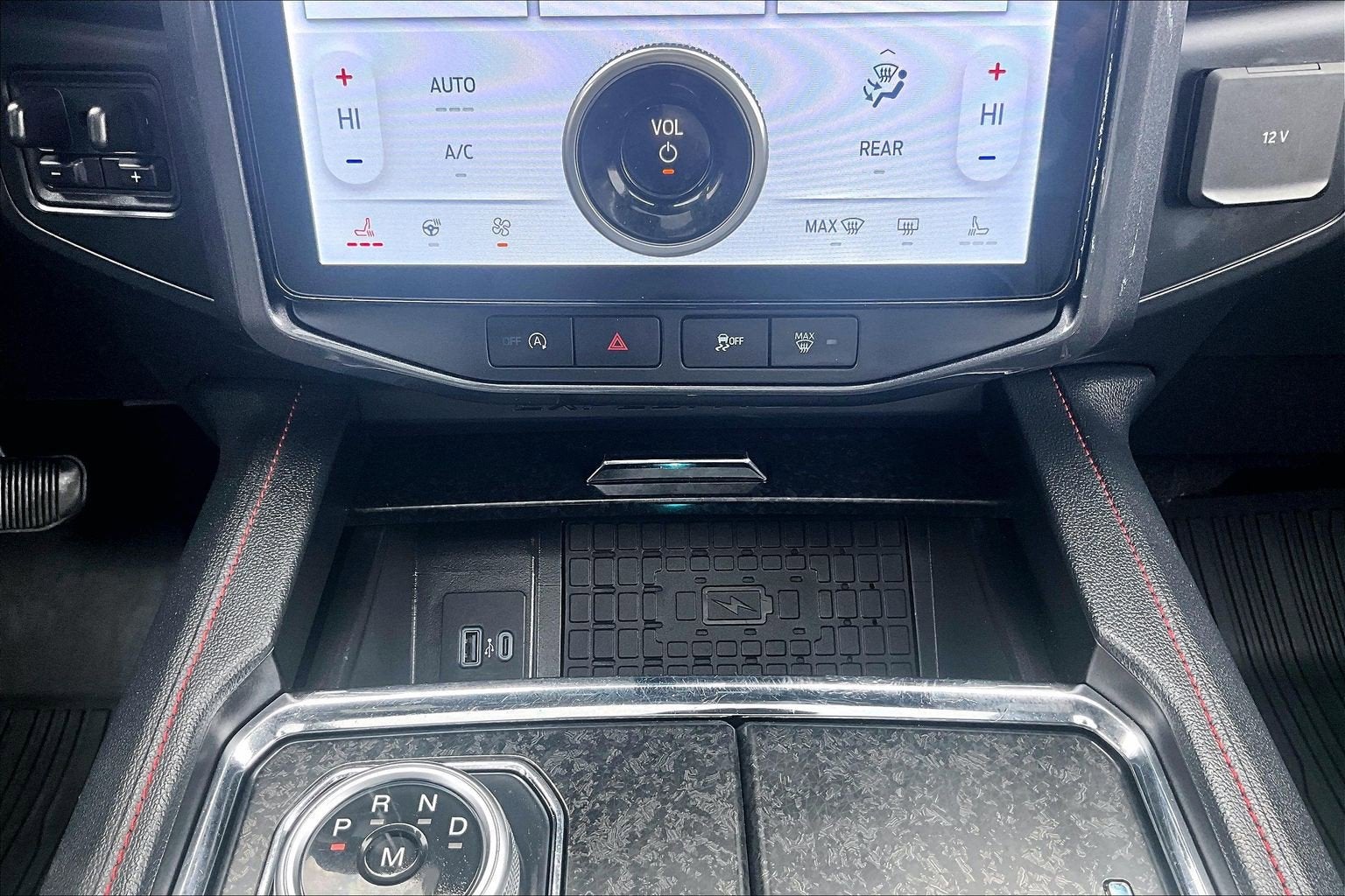 2022 Ford Expedition Max Limited STEALTH PERFORMANCE PKG