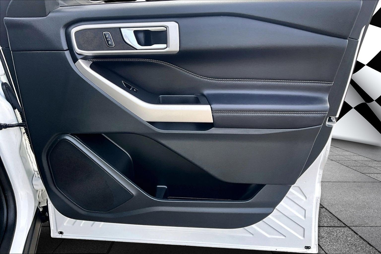 2022 Ford Explorer XLT LUXURY PANO ROOF