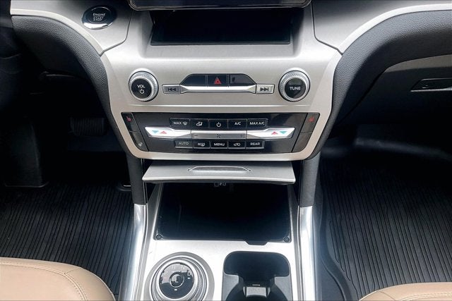 2022 Ford Explorer XLT LUXURY