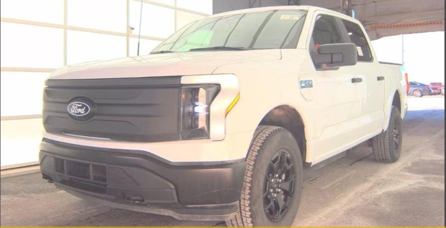 2025 Ford F-150 Lightning Pro EXTENDED RANGE 4WD