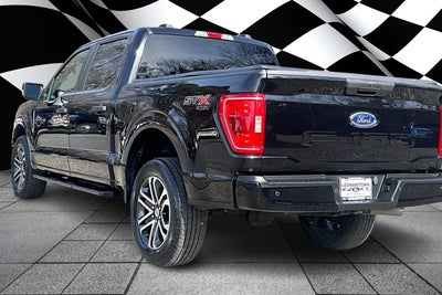 2023 Ford F-150 STX V8 CREW
