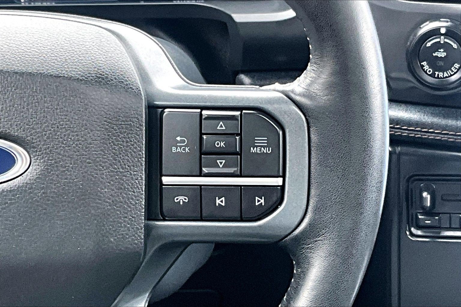 2023 Ford F-150 Lightning LARIAT