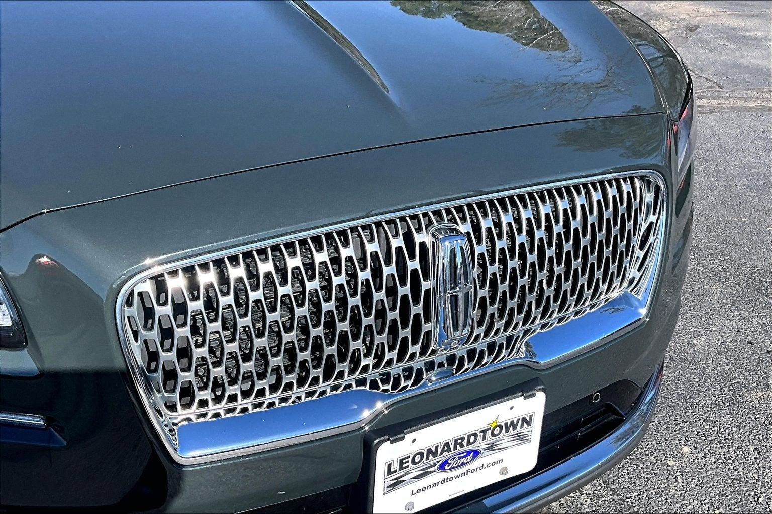 2022 Lincoln Nautilus Reserve