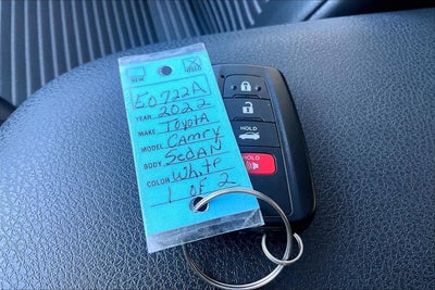 2022 Toyota Camry SE