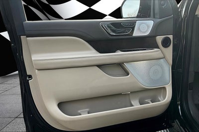 2022 Lincoln Navigator Reserve BLACK PACKAGE