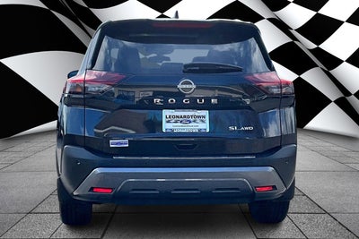 2022 Nissan Rogue SL