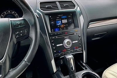 2017 Ford Explorer Platinum