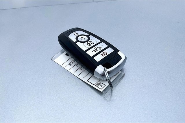 2022 Ford Super Duty F-350 SRW LARIAT